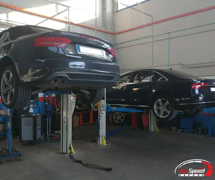 Stessa marca, stessi cerchi…

…destini diversi.

 #Audi  #A5  #A8  #TDI