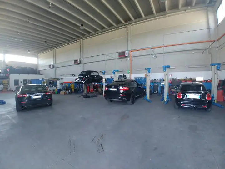 Primo lunedì di settembre in Top Speed Garage:  #Ghibli  #X6  #CooperSD

 #Maser…